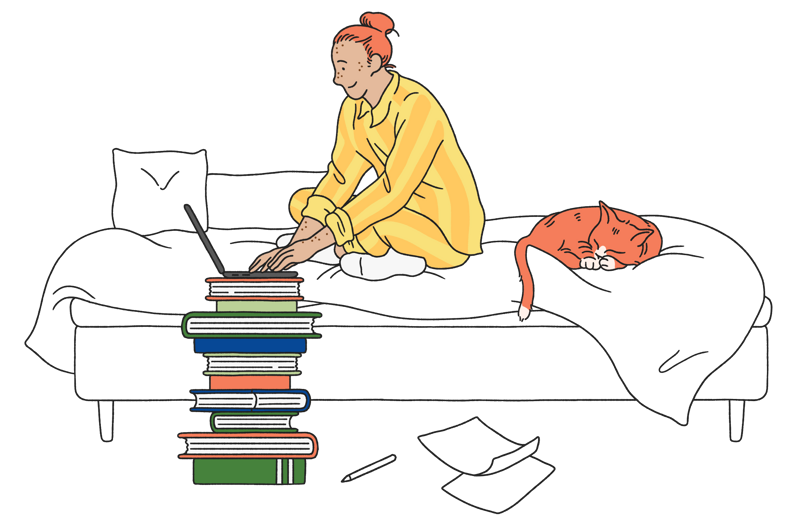 Illustration av ung kvinna som sitter i sängen och tittar på sin laptop, som står på en trave med böcker vid sängen. Det ligger en katt i sängen