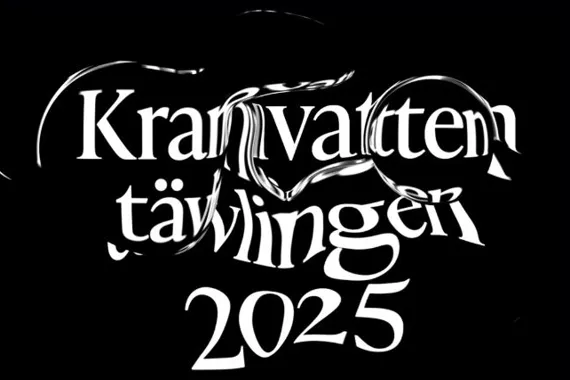 Ett svartvitt foto med texten Kranvattentävlingen 2025