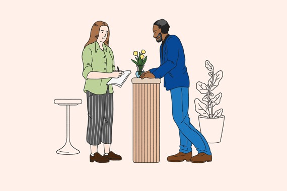 Illustration av två personer som står vid en receptionsdisk. 